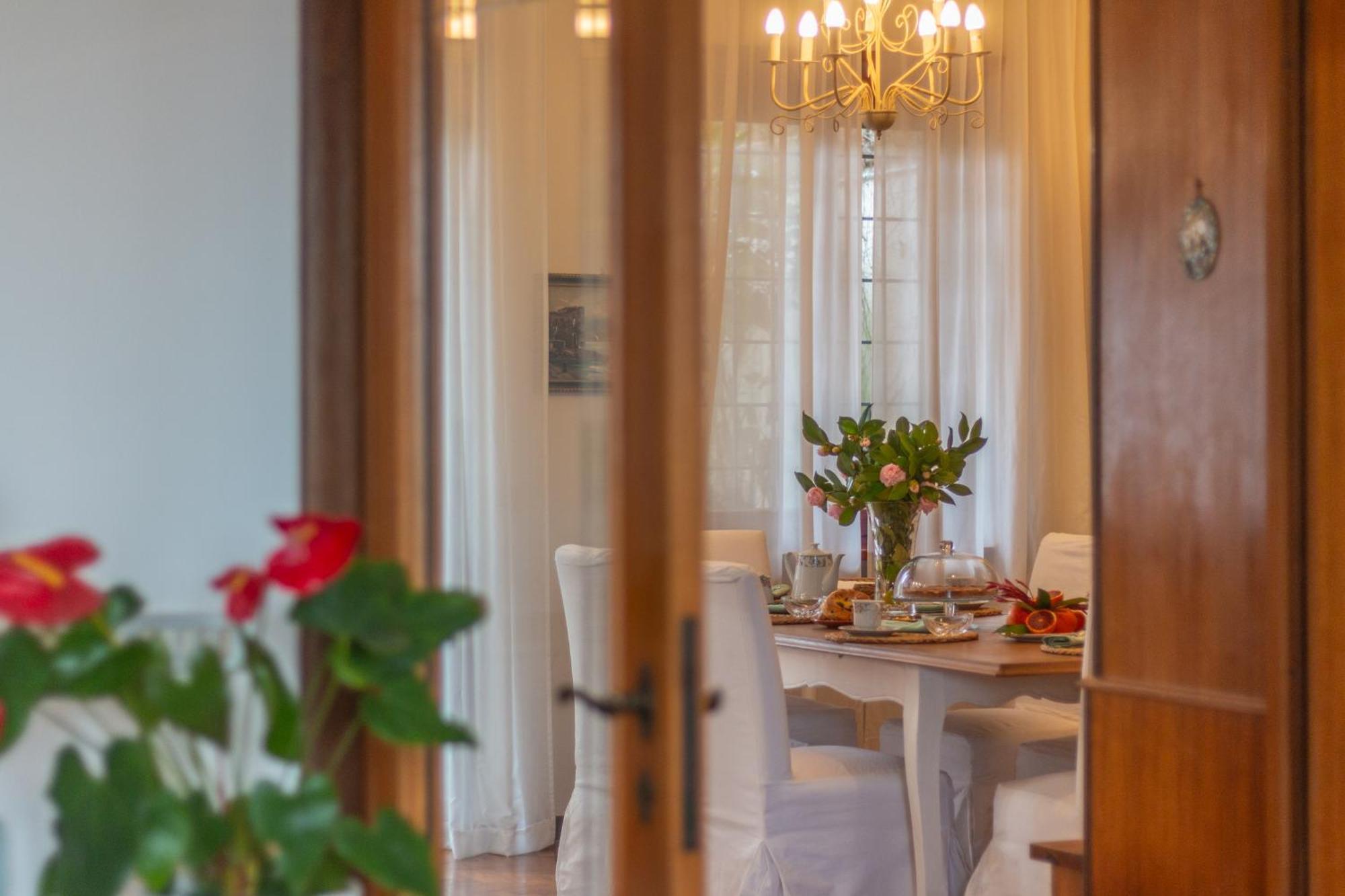 Spaziosa Villa Bifamiliare Campagnano Di Roma Buitenkant foto