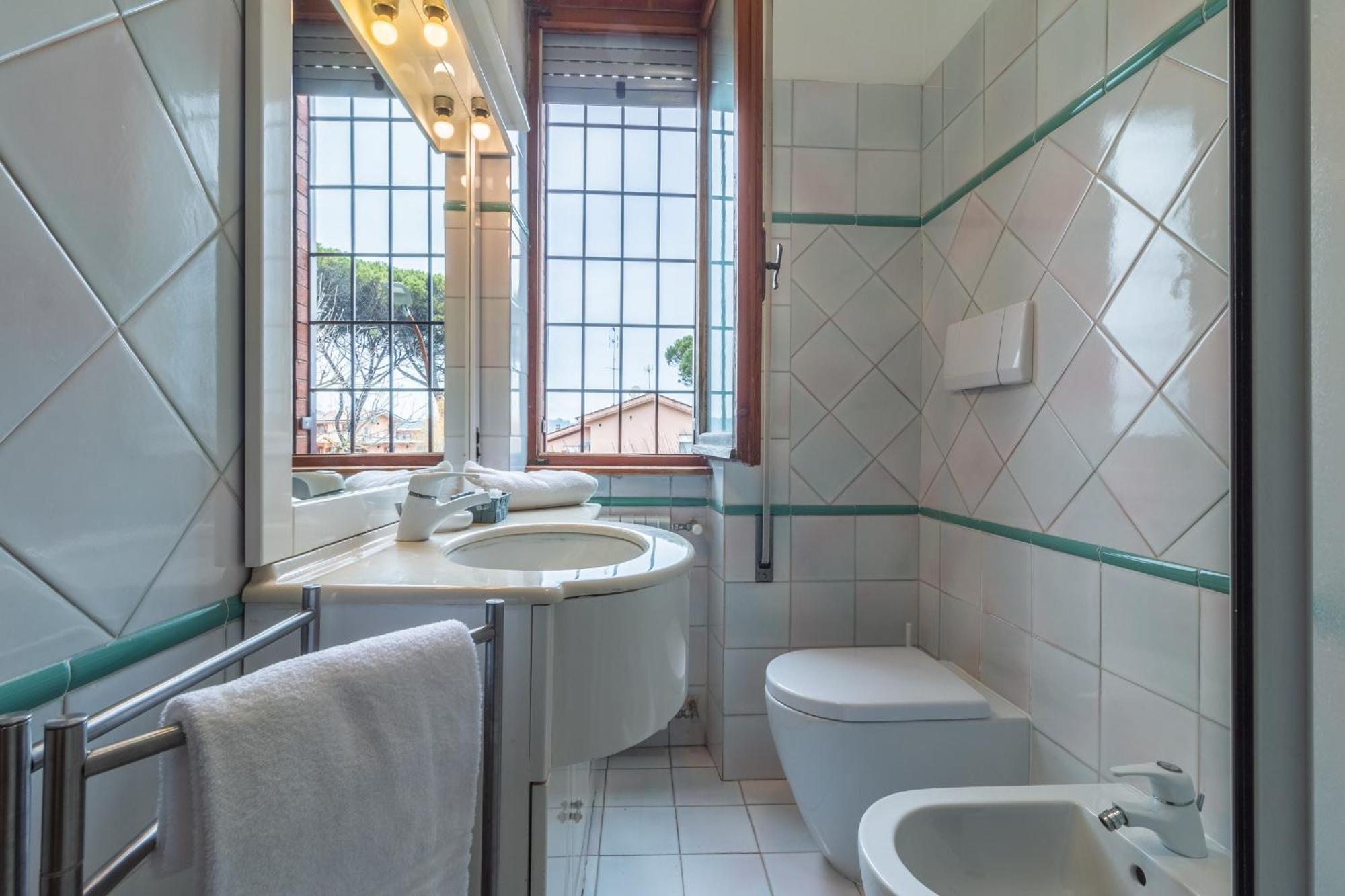Spaziosa Villa Bifamiliare Campagnano Di Roma Buitenkant foto